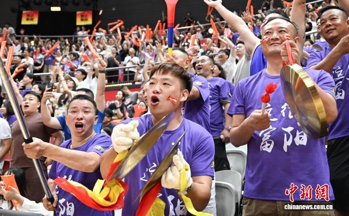 苏超引爆的民间力量：中国体育新活力与城市文