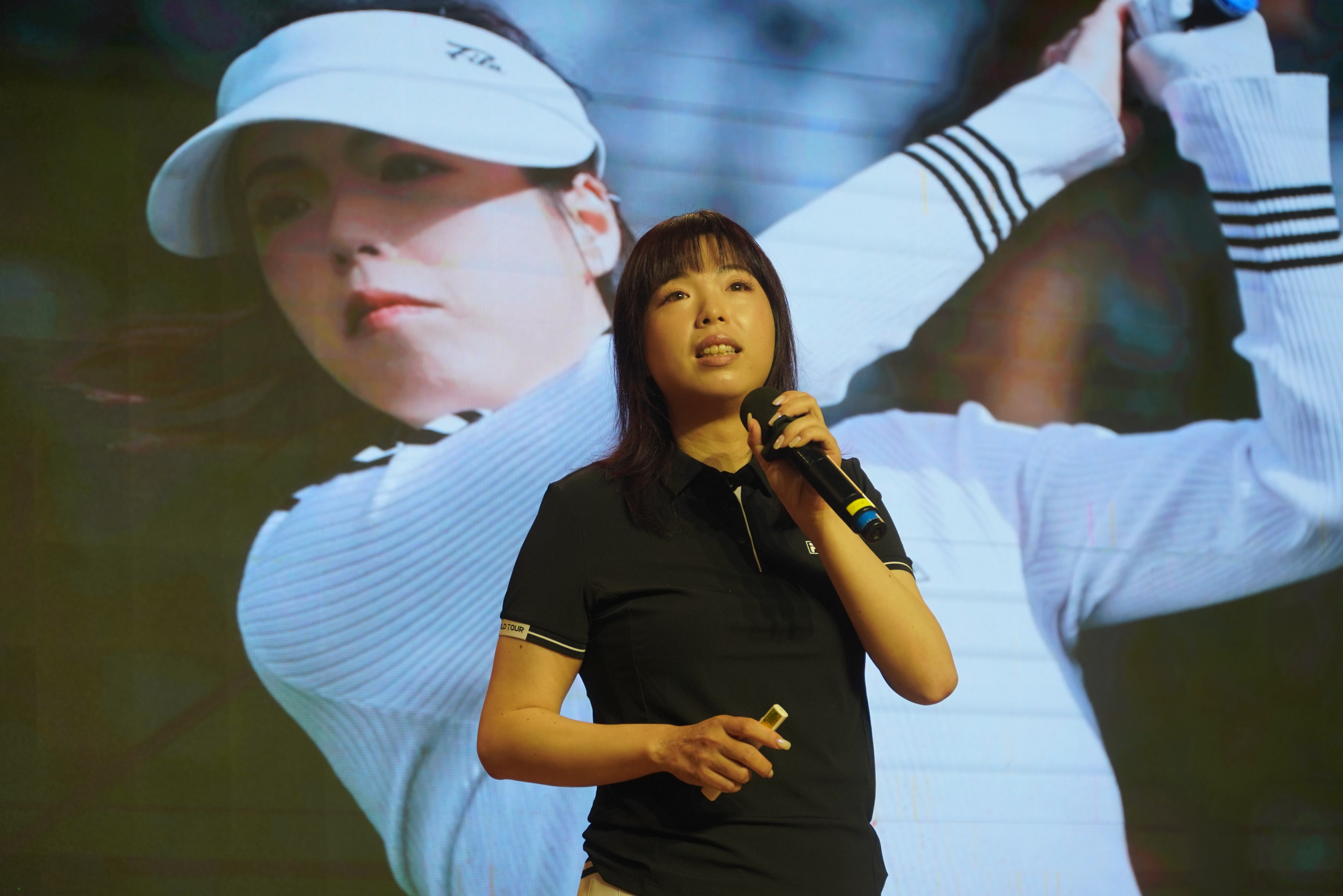 追梦第一杆：冯珊珊用高尔夫启示青少年勇敢追