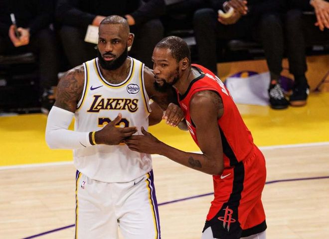 火箭逆袭冲击季后赛前三 排名悬念待揭晓