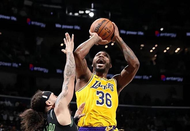 低薪高能球员闪耀季后赛 多支弱旅逆袭突围