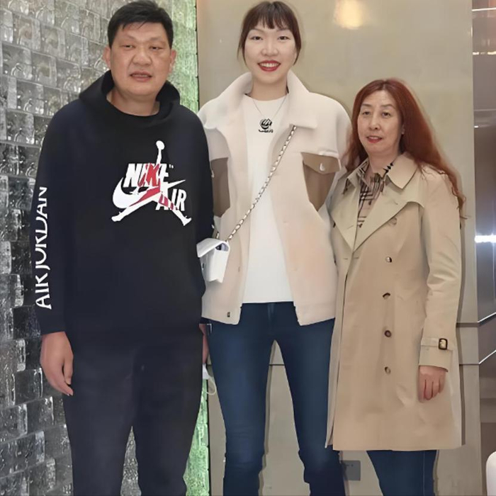 韩旭：从被质疑到世界杯亚军的篮球之路